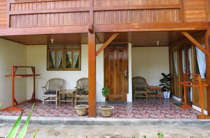 Two Fish Resort Lembeh Bitung ภายนอก รูปภาพ